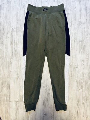 nike air joggers green