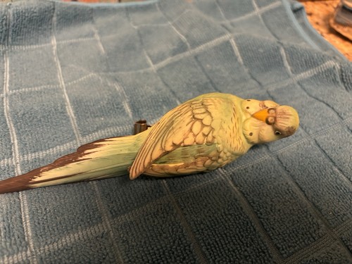 Vintage Green Parakeet Budgie Clip Bird Ornament Bisque Ceramic Bird Cage Decor - Picture 4 of 8