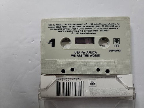USA FOR AFRICA WE ARE THE WORLD Cassette Tape 1985 PRINCE MICHAEL JACKSON Rare - Picture 2 of 2