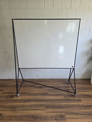 System 180 Whiteboard M Robust schwarz weiß rollbar 155cm Tafel