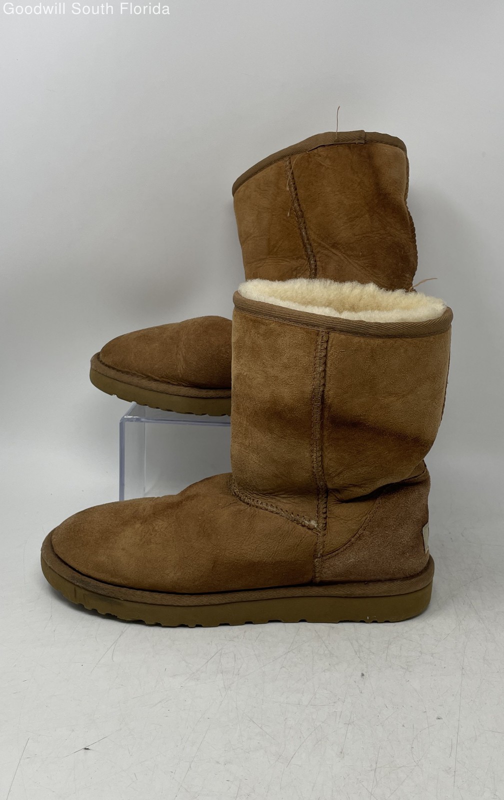 UGG Womens Classic Short 5825 Brown Suede Sheepskin Lining Ankle Boots Size 7