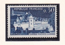 🦬Timbre France N°1333 - Luxe ** - Remparts Illuminés de Vannes-  MNH** - 1962🦬