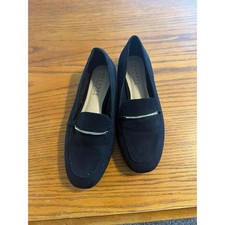 Journee Collection Black Faux Suede Loafer Flats Women's Shoes Size 10
