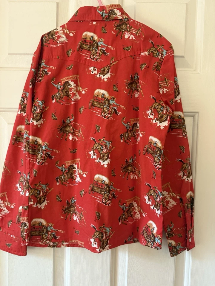 Girls Western Shirt Size L - Image 2 of 3