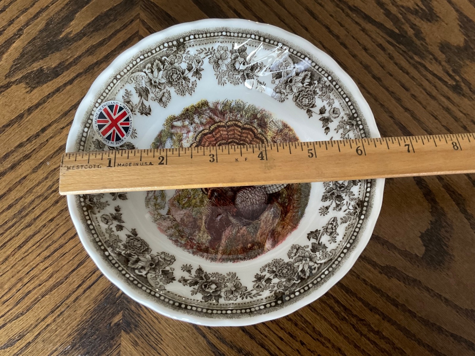 Queen's Majestic Beauty 4 Cereal Bowls & Round Serving Bowl Turkey Unused