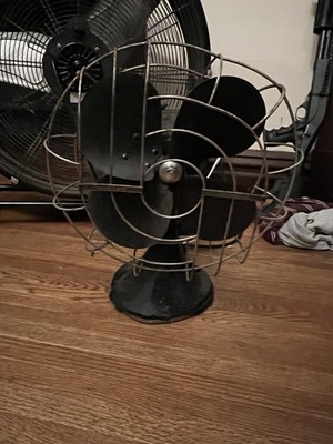 Hunter Zephair Vintage Oscillating Electric Fan CAT.NO. C-1255