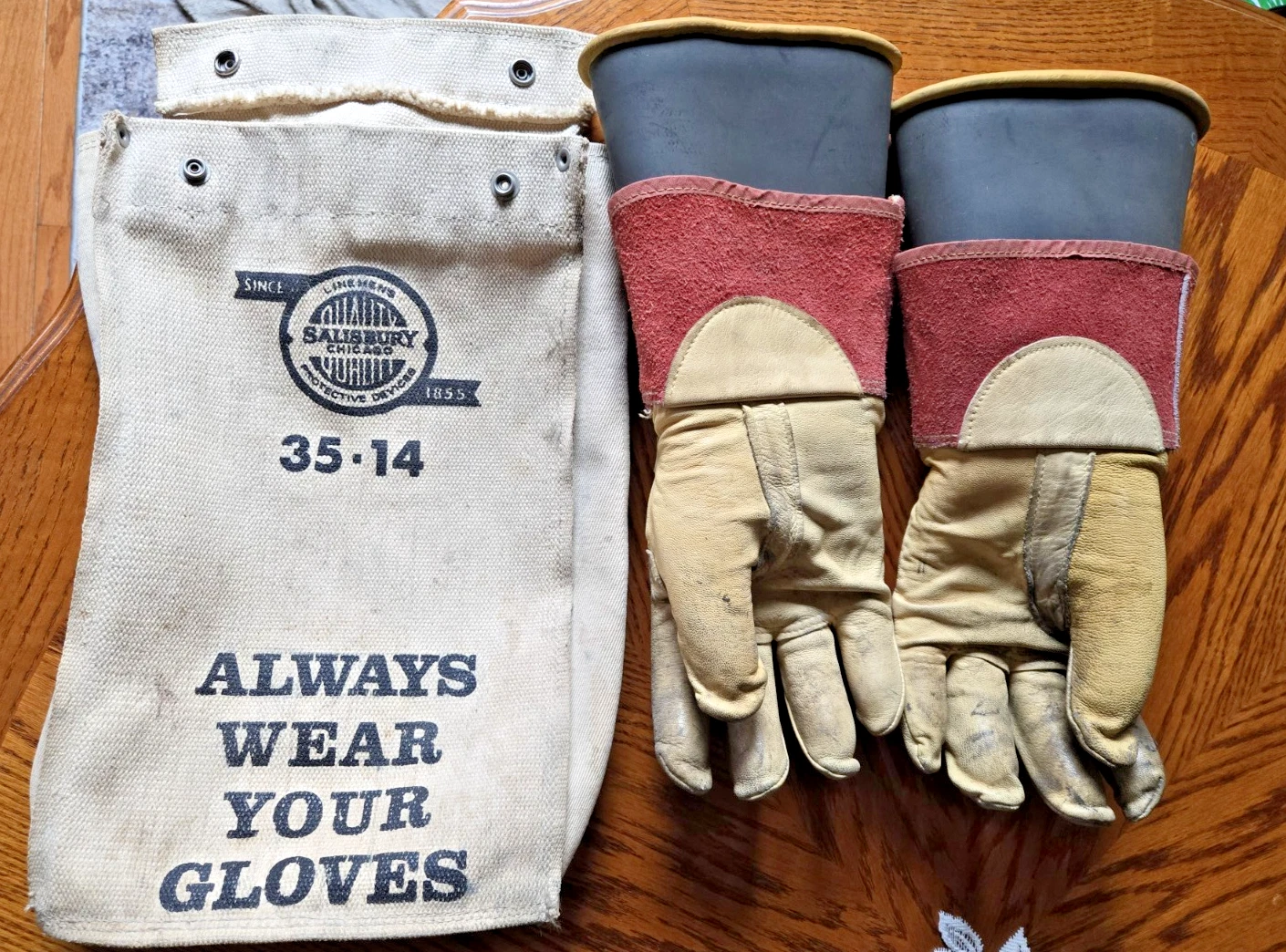 Salisbury Linesman D120 14" Class 2 Type 1 Electrical Rubber Gloves Size 10 ANSI