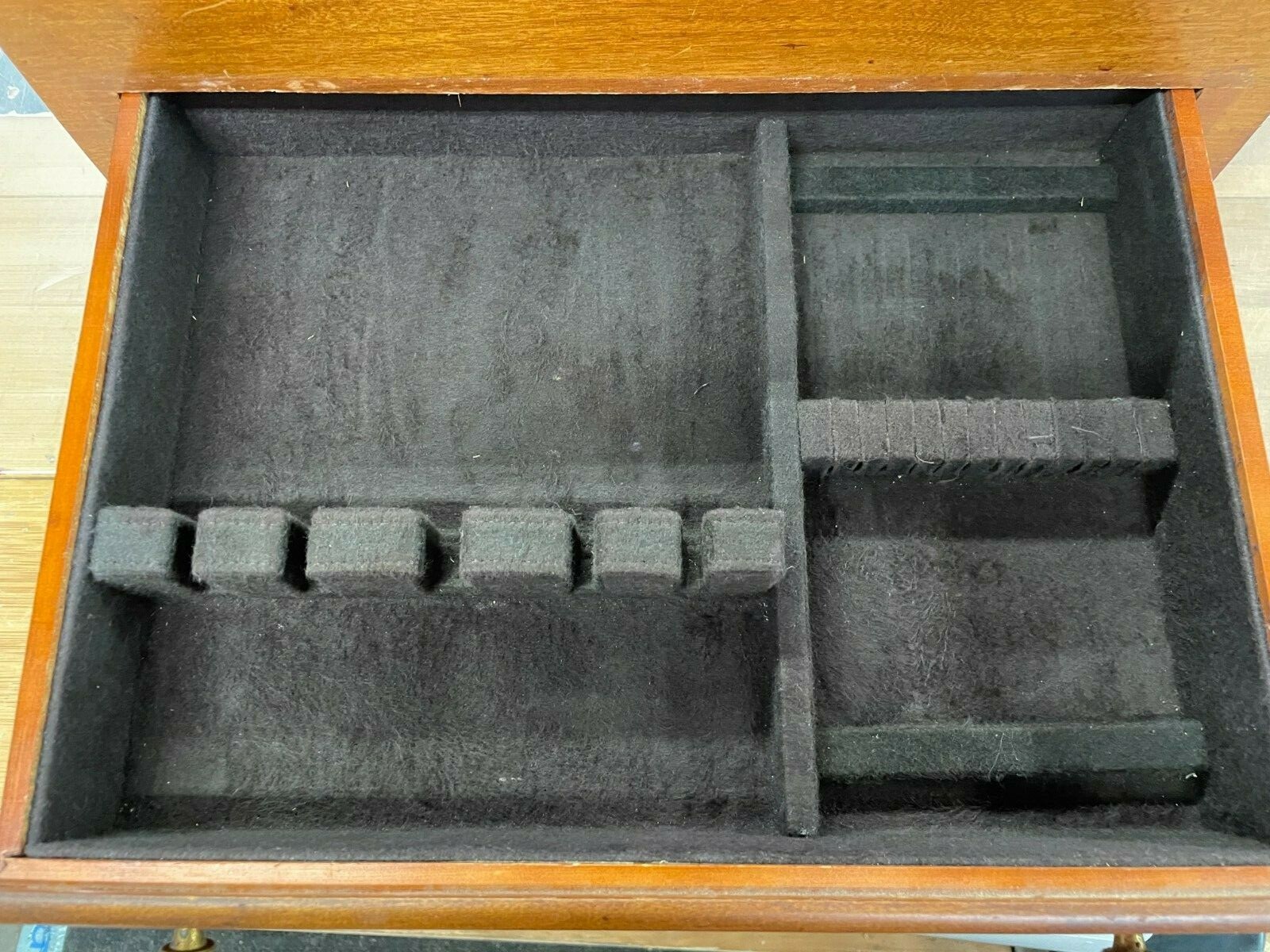 Vintage Eureka Pacific Silvercloth Silverware Flatware Monogram Chest