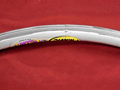 One Vintage Mavic CXP10 Silver Aero Clincher Rim 32 Hole One Vintage Mavic CXP10 Silver Aero Clincher Rim 32 Hole