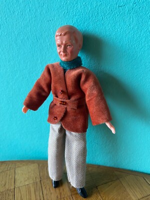 Mann Biegepüppchen Caco   Puppenhaus  Puppenstube 1:12  dollhouse flexible doll