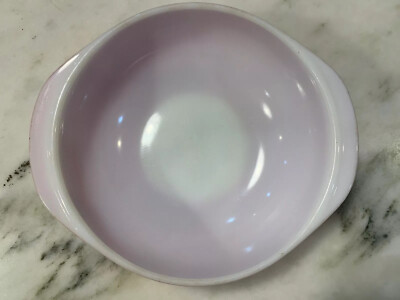 Vintage PYREX 2 Qt Flamingo Pink w/Handles Round Casserole Dish