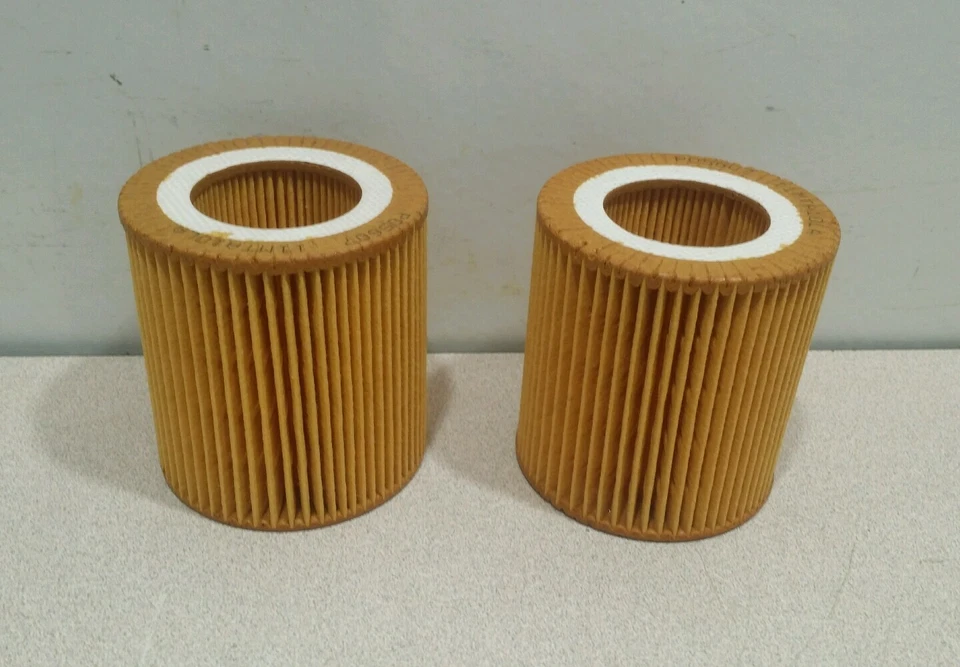 Lot of 2 Pronto PO5607 Engine Oil Filters, Fits vehicles Listed on the chart - Image 2 of 4