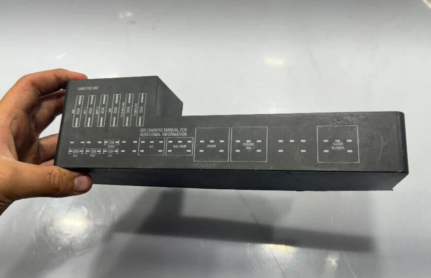 Cubierta de tapa de caja de fusibles Pontiac Sunfire/Chevy Cavalier 2000-2005 P/N 15401742 OEM Foto 3 de 4