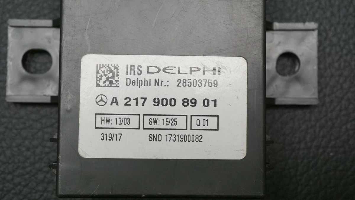 OEM MERCEDES BENZ C205 W205 FUEL PUMP CONTROL UNIT ECU MODULE 