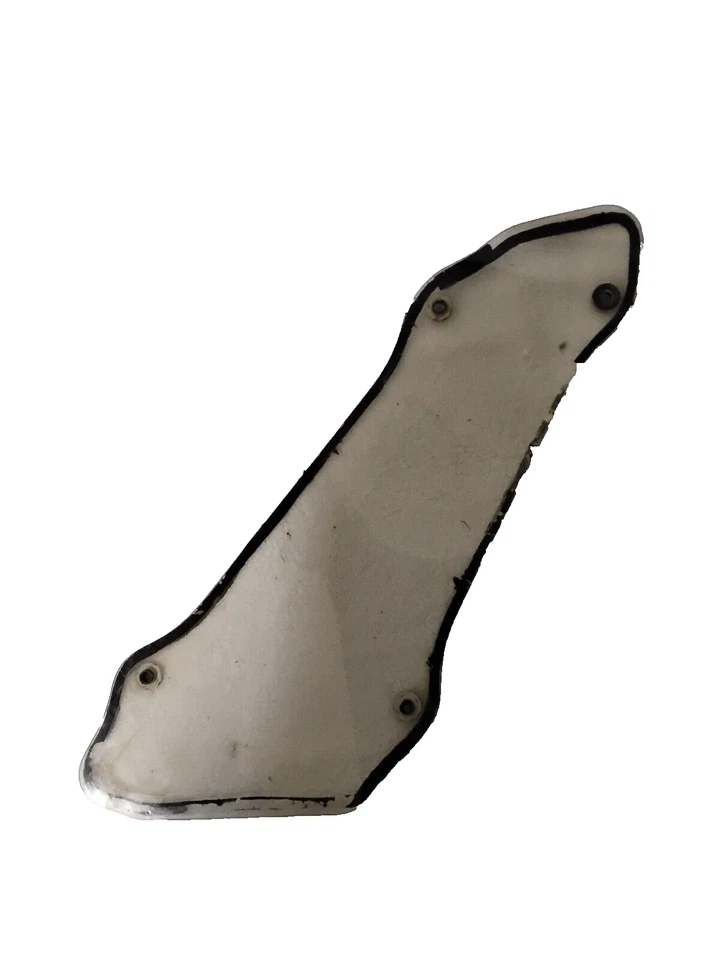 Toyota Cressida sedán, 1981, 1982, 1983, 1984, cuarto de cristal izquierdo, tinte bronce Foto 3 de 4