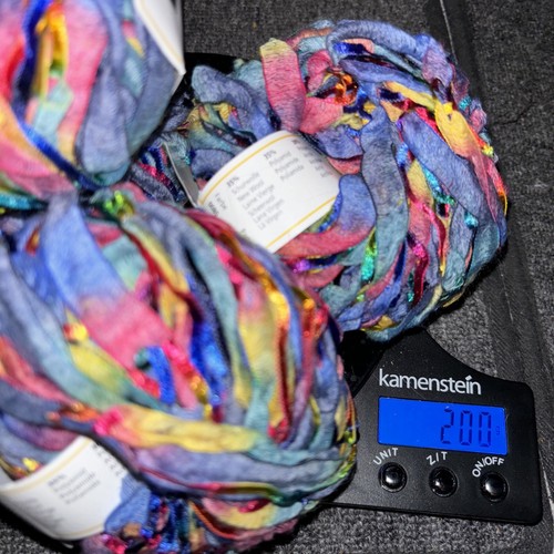 Schachenmayr Novellara, 4 balls new, 35%new Wool,35% Polyamide,30%acrylic-German - Picture 4 of 4