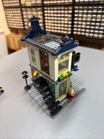 LEGO Creator 3 in 1 Toy & Grocery Shop 30136 - No Instructions