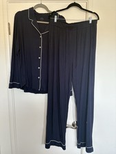 Cozy Earth Women  s L Bamboo Stretch Knit Long Sleeve Pajama Set Navy Comfy