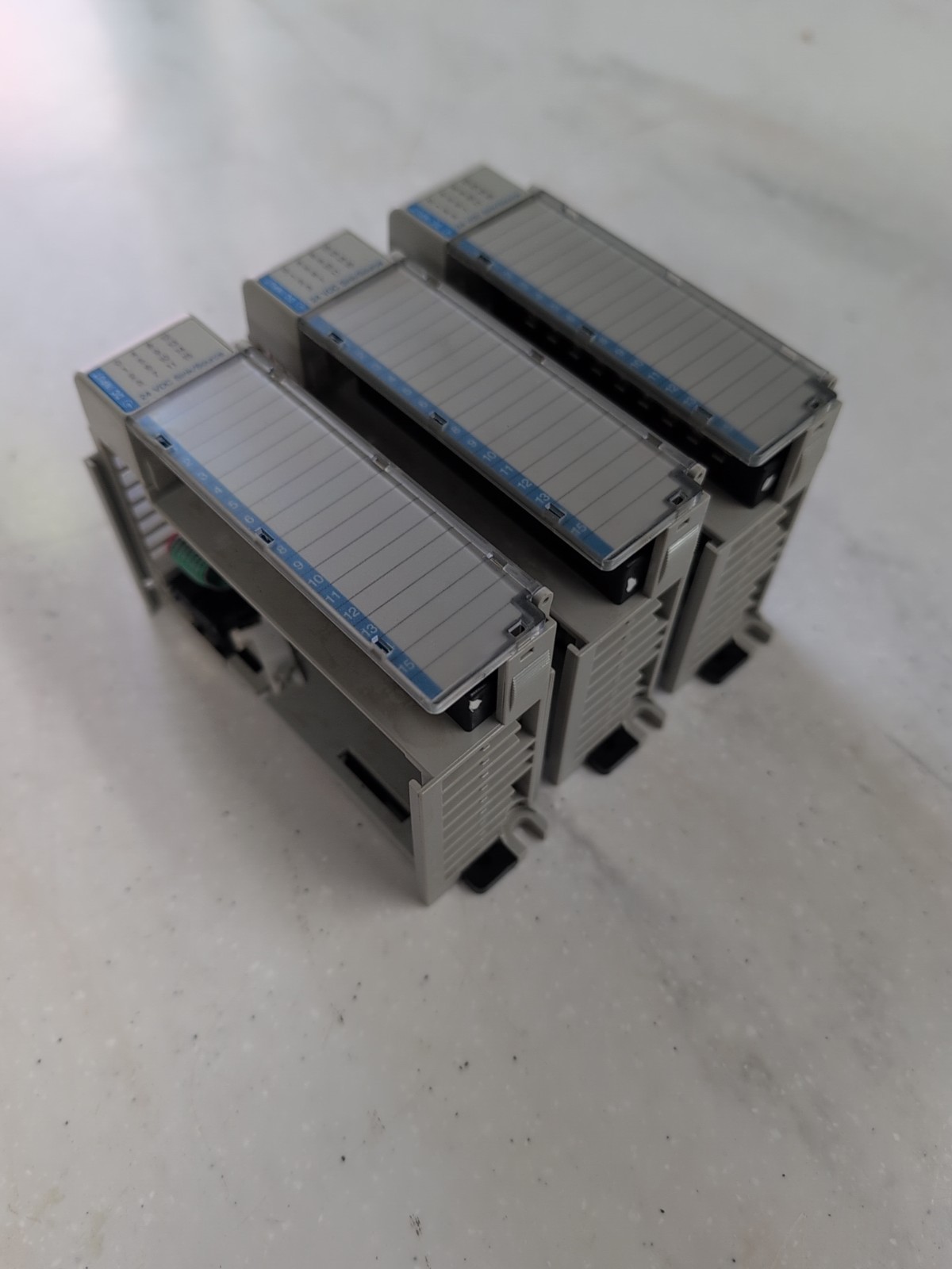 LOT OF 3 Allen Bradley 1769-IQ16 Series A Compact I/O, 16 pt. Input Modules SC$