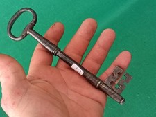 ANTICA CHIAVE DEL 1800 IN FERRO BATTUTO E FORGIATO A MANO 18,5 CM. CK83