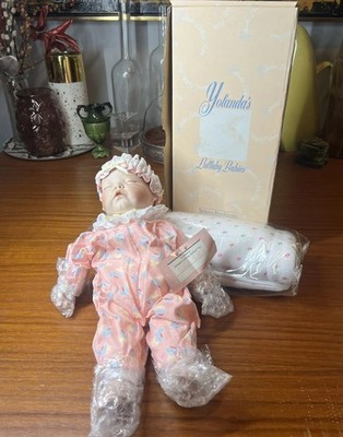 Vintage NOS 1992 Ashton-Drake Porcelain Doll 'Rock-a-bye Baby' Yolanda Bello