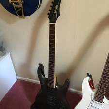Vantage 428 guitar