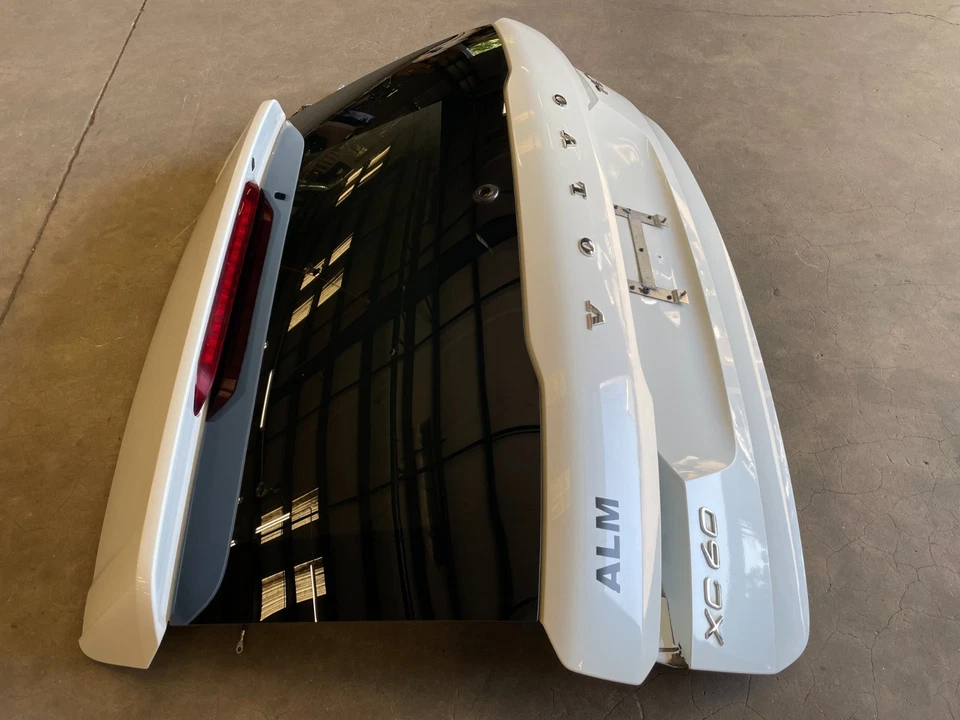 18 19 20 21 22 Volvo XC60 tapa maletero trasero puerta trasera panel puerta levadiza blanco 1603 OEM Foto 2 de 4