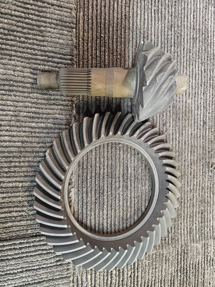 Anillo diferencial trasero y piñón Dorman 697-176 para Chevrolet C3500 1988-2000 Foto 2 de 4