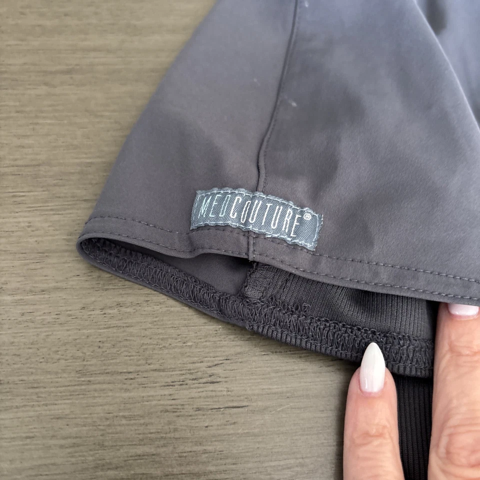 Med Couture 女式磨砂上衣,V 领 - 灰色 XS 码 二手状况完好 — 第 4/4 张图片