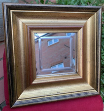 Gold Wood Frame Mirror with Engraved Decorative Lines – 23 x 23 cm