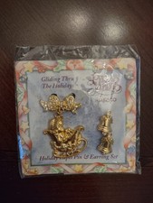 Vtg Precious Moments Lapel Pin Earrings Christmas Gliding Through Holidays 1997