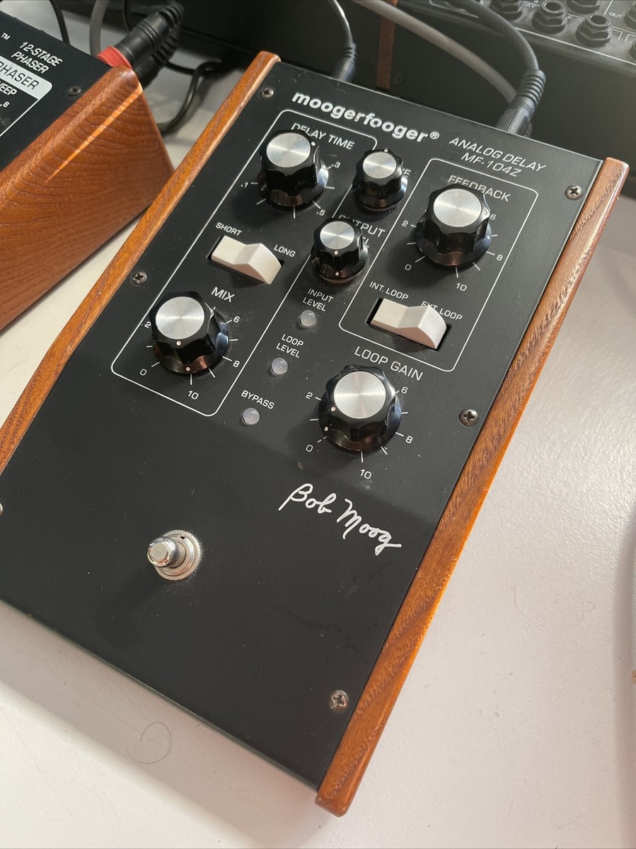 Moog moogerfooger mf-104z 　Analog Delay Moog MF-104Z Moogerfooger Analog Delay – Caldwell Guitars