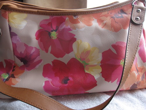 Floral Multicolored Pink Springtime purse handbag Small hobo Treasure Trove NWT - Picture 6 of 8