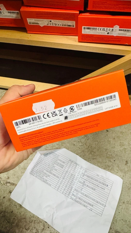 Amazon Fire 7 Tablet 7" Display 16 GB Latest Model 2019 release - USA IMPORT - Image 3 of 3