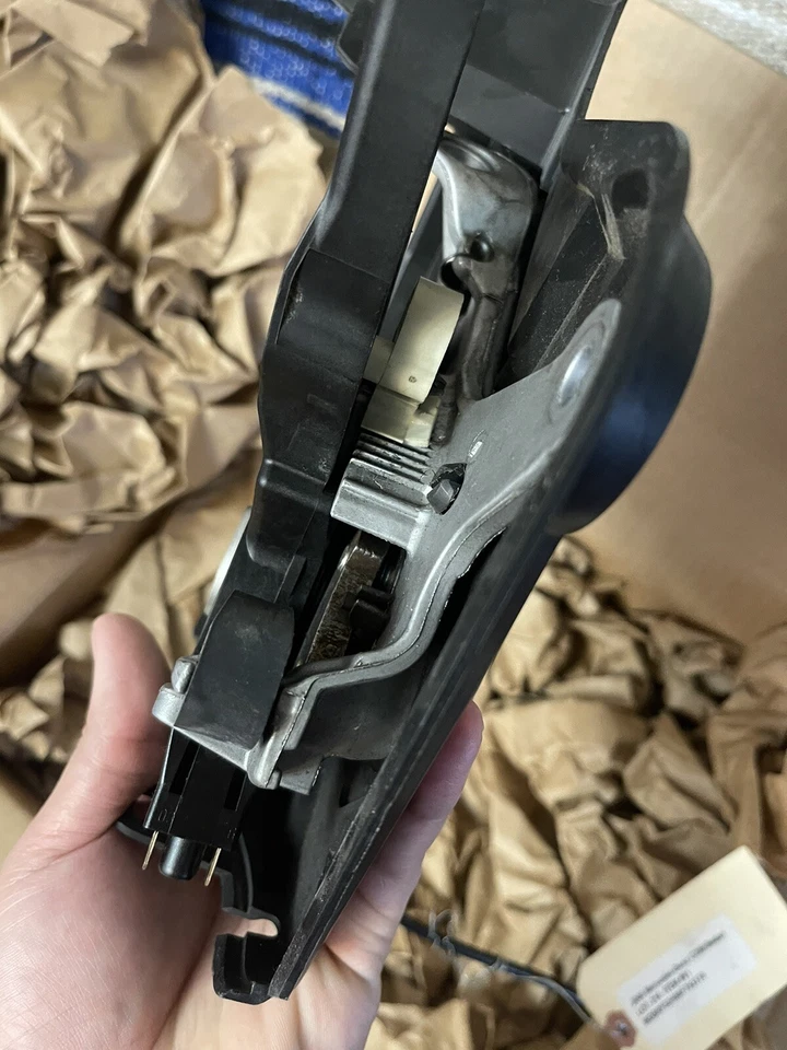 制动踏板 C230 2006 梅赛德斯奔驰 2.5L 紧急停车公园脚杆 原始设备制造商 — 第 4/4 张图片