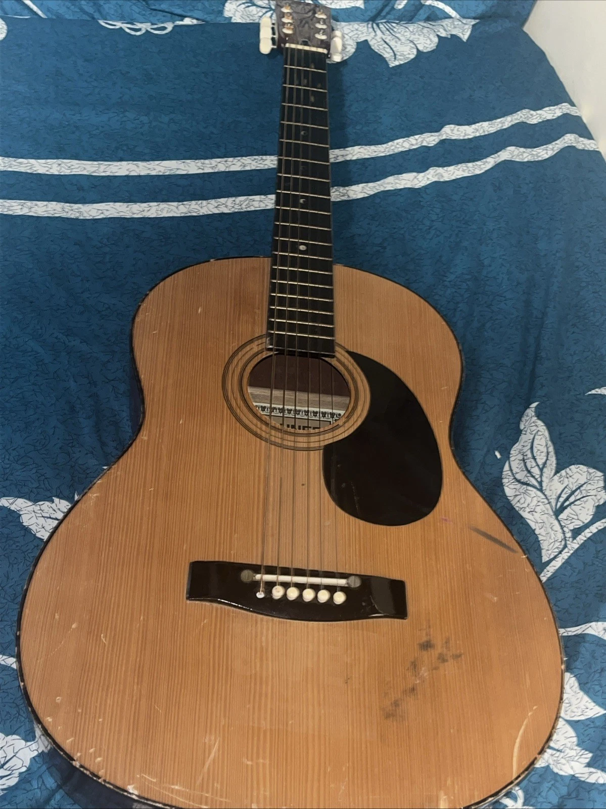 Picture 1 of 10