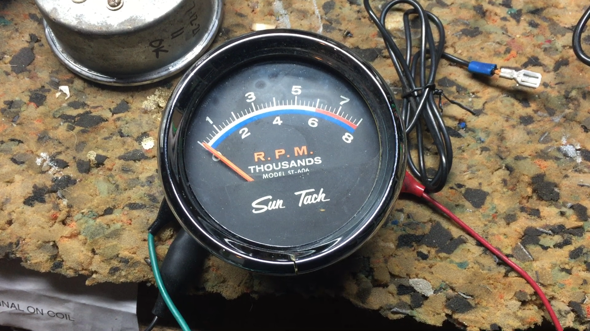 Sun Tach Vintage 8K 8000 RPM 6 Cyl Cylinder Blueline Tachometer