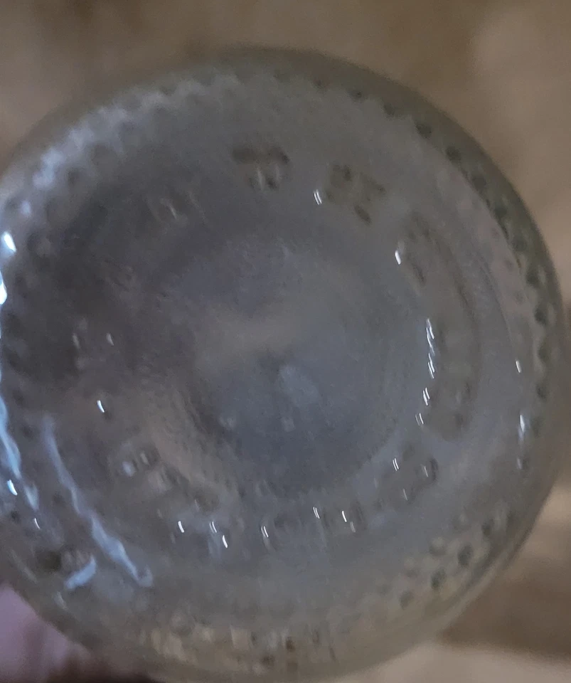 De colección. Botella de Coca-Cola Años 60 Cara Recta Patrón Diamante 10oz Foto 4 de 4