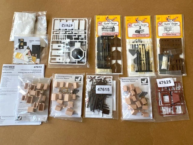 Vollmer LED Lighted Christmas Village Kit, Model #47613, N Scale (1:160) - NEW - Image 3 of 3