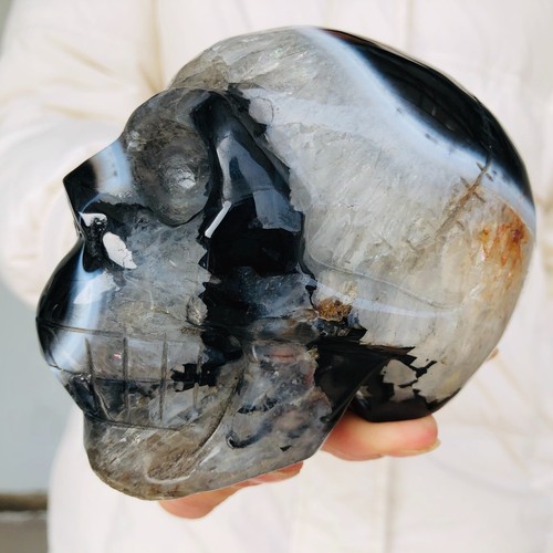 996g Natural Black Striped Agate Quartz Crystal Skull Carving Healing P301 - Picture 5 of 18