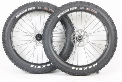 26 inch Fat Bike Wheelset Sun Ringle Mulefut 80 Novatec Thru Axle Maxxis