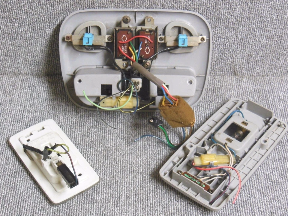 1993 1998 Subaru Legacy BG BD Wagon 3Piece Room Light Roof Light JDM OEM - Image 3 of 4