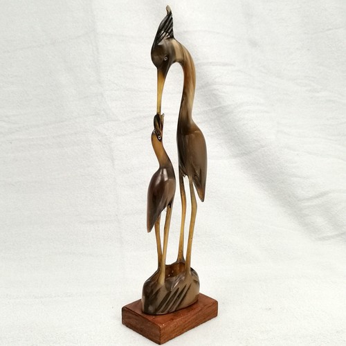 VTG Hand Carved Horn Heron Statue Crane Bird Mom Feeding Baby Tropical Egret - Picture 4 of 13