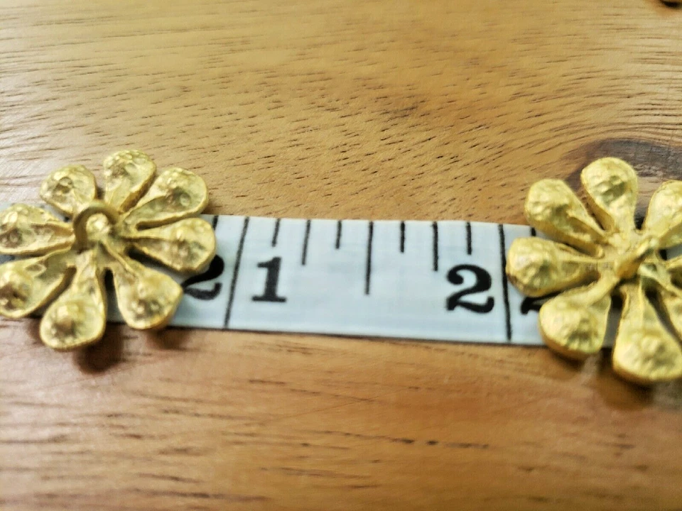 Set of 6 Gold Finish High Quality Bright Crystal Rhinestones Round Shape Buttons - Image 4 of 4