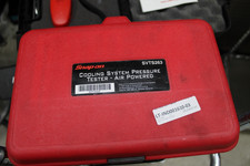 Snap-on Svts263 Cooling System Pressure Tester Air Powered Ind005439