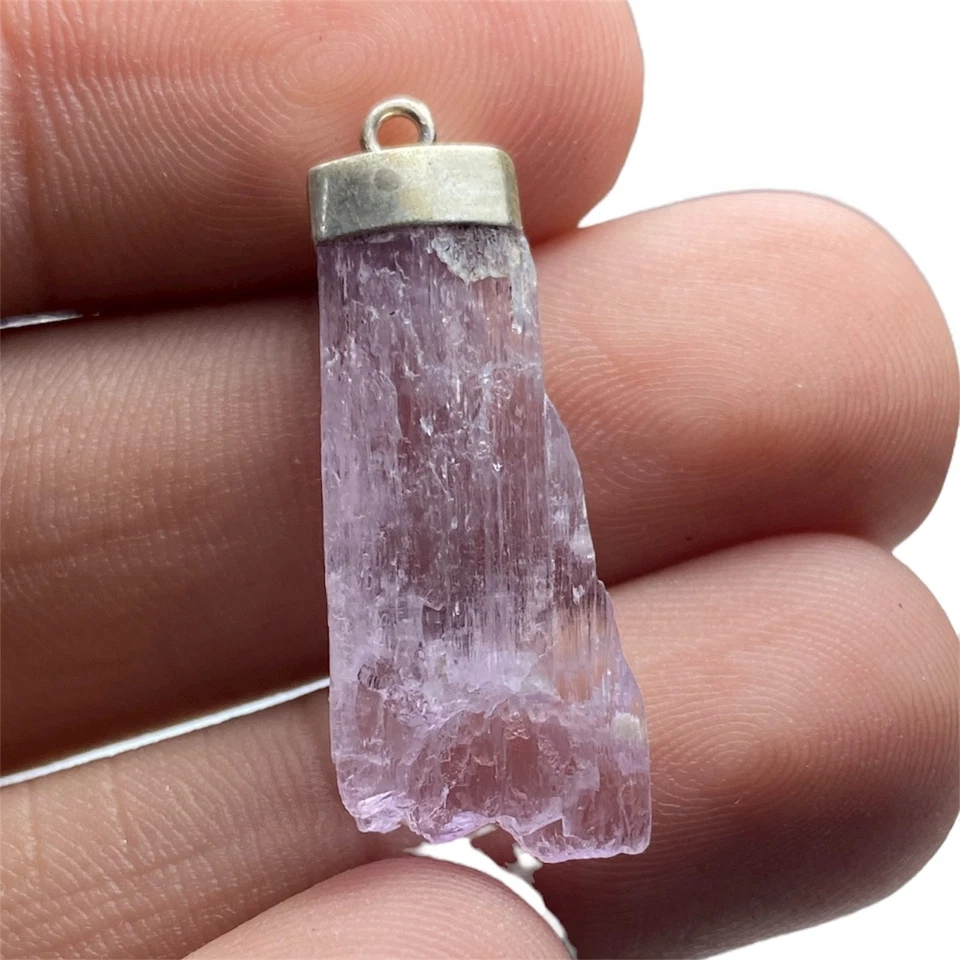 Colgante de joyería de plata de ley 925 hecho a mano con piedras preciosas de kuncita rosa-forma natural Foto 2 de 3