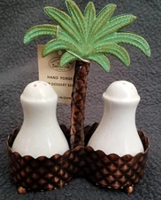 VTG 1979 Home Essentials Hand Forged IRON Server Salt Pepper Shakers China 🌴 