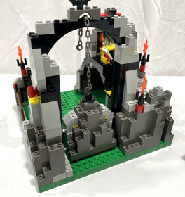 LEGO 6087 Witch's Magic Manor 100% Complete, no manual or box - VTG 1997 (L-X)