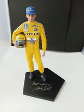 Figurina pilota Ayrton Senna LOTUS autografata