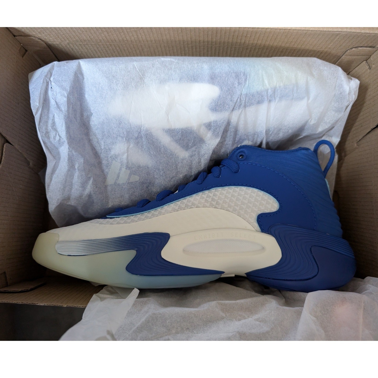 New Women's 8.5 Adidas Exhibit Select 2.0 Mid Tea Basketball Shoes (MSRP $120)